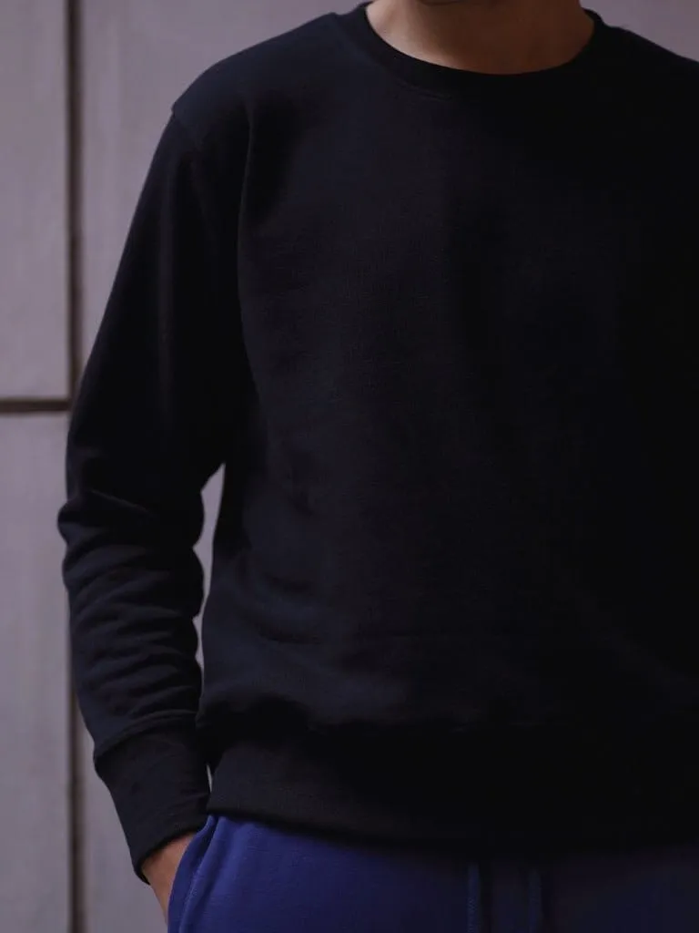 Black Sweatshirt