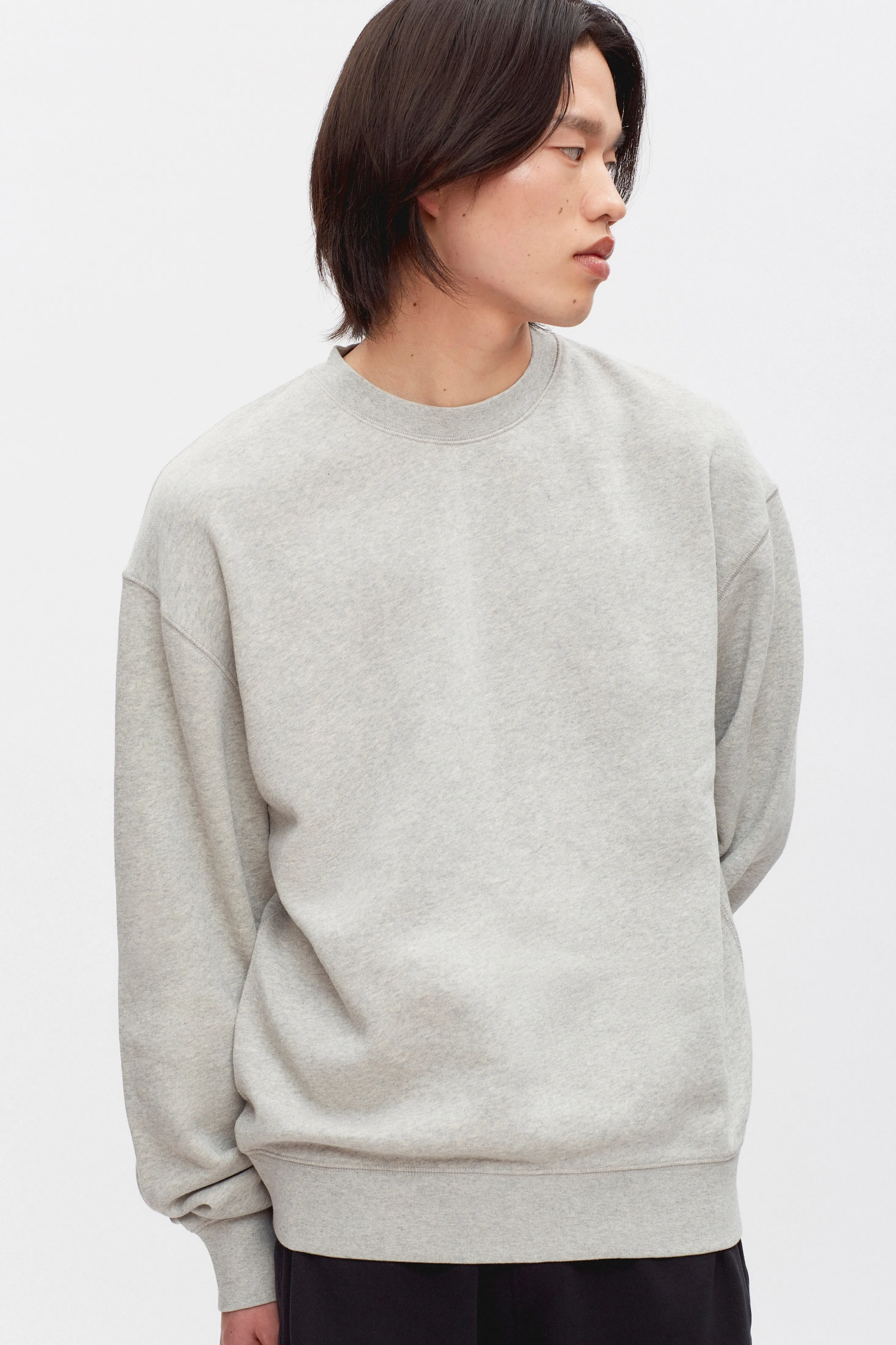 Men's Essential Sweatshirt in Heather Grey