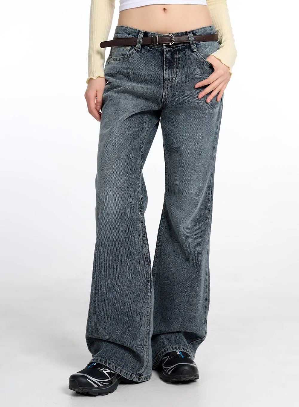 Washed Wide Flared Jeans CM415