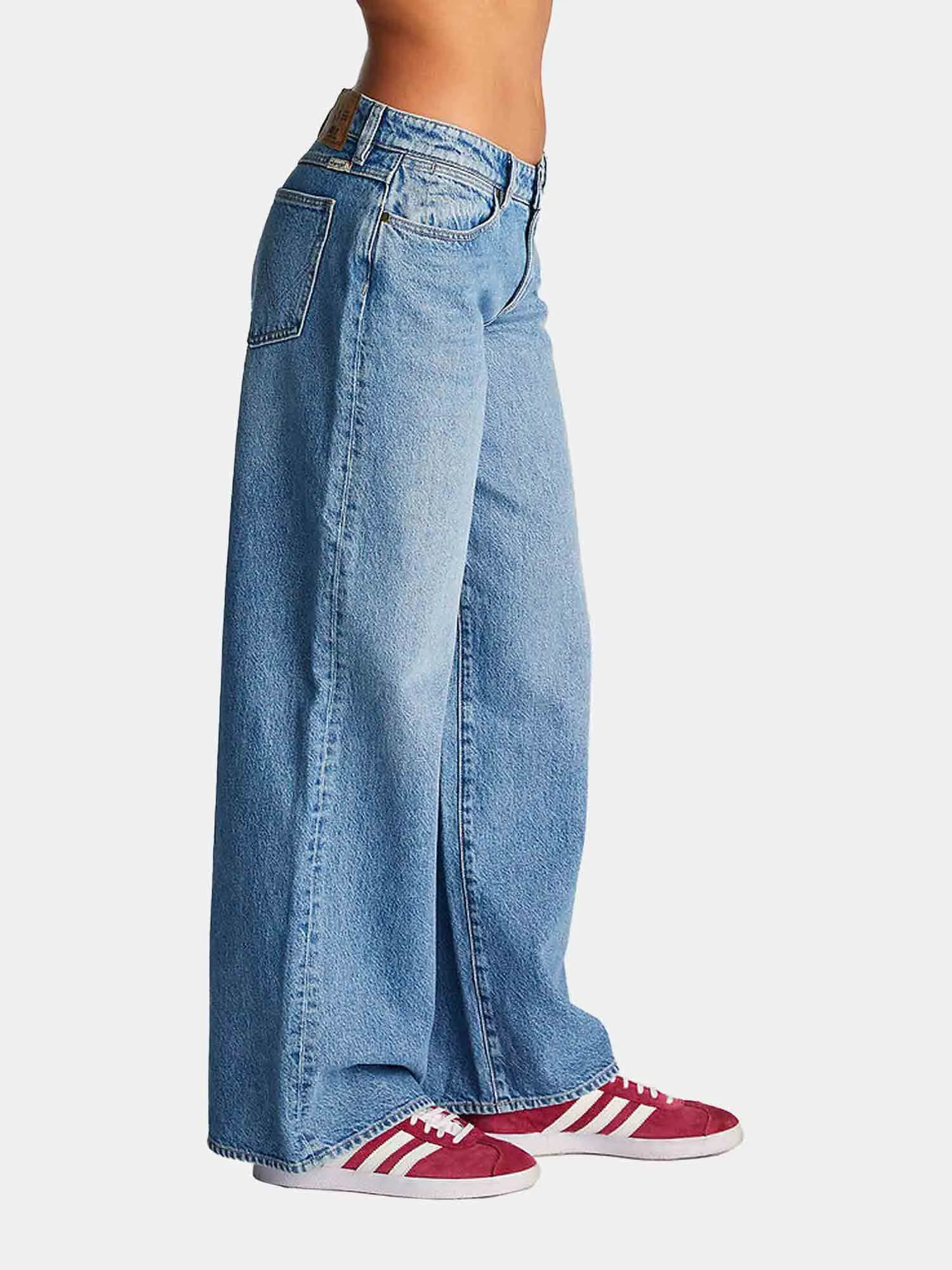 Wrangler Low Farrah Wide Jeans - First Light